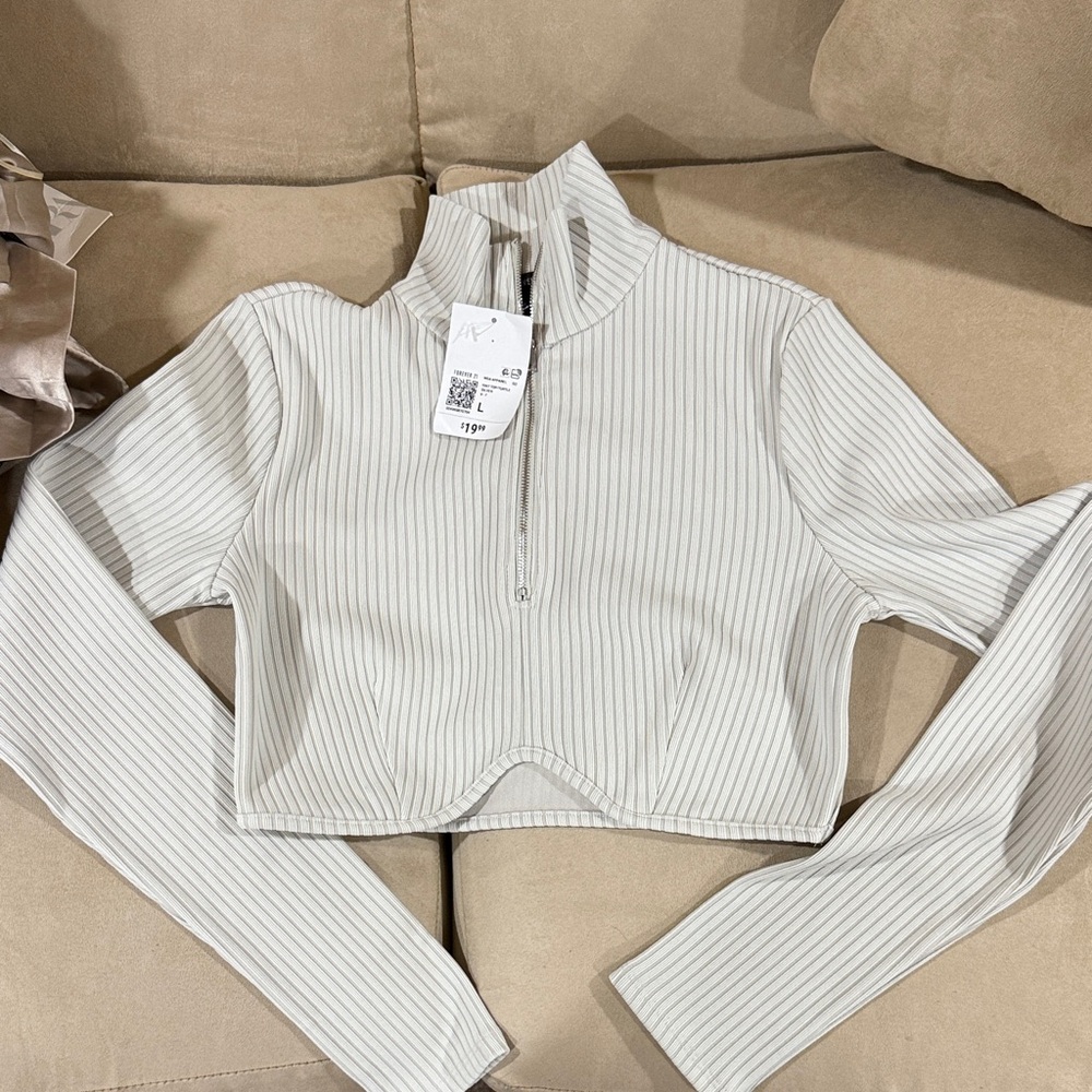 Striped sage green crop  Long Sleeve Top